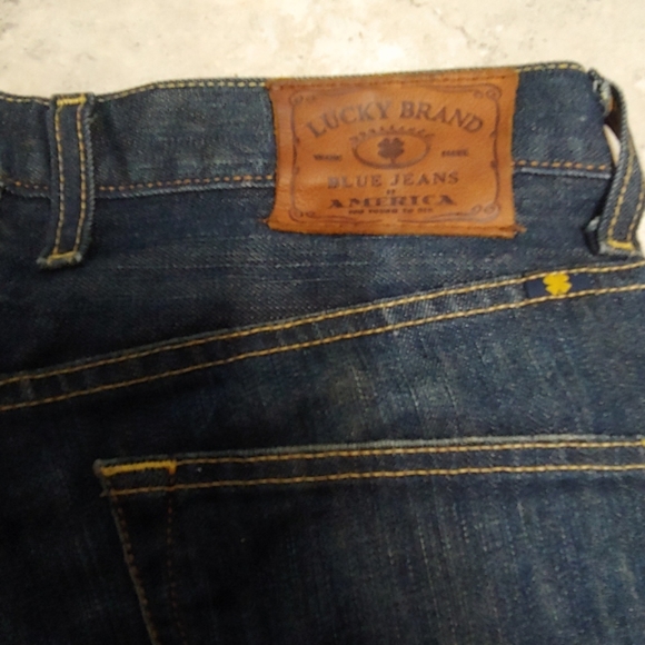 Lucky Brand Heritage Slim Jeans - Picture 4 of 4
